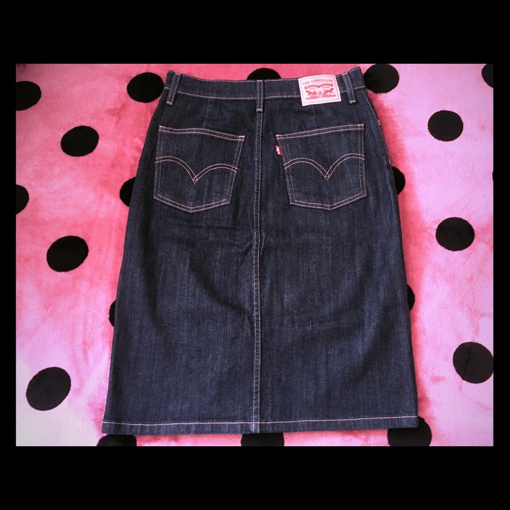 NEW Levi Pencil skirt size 25